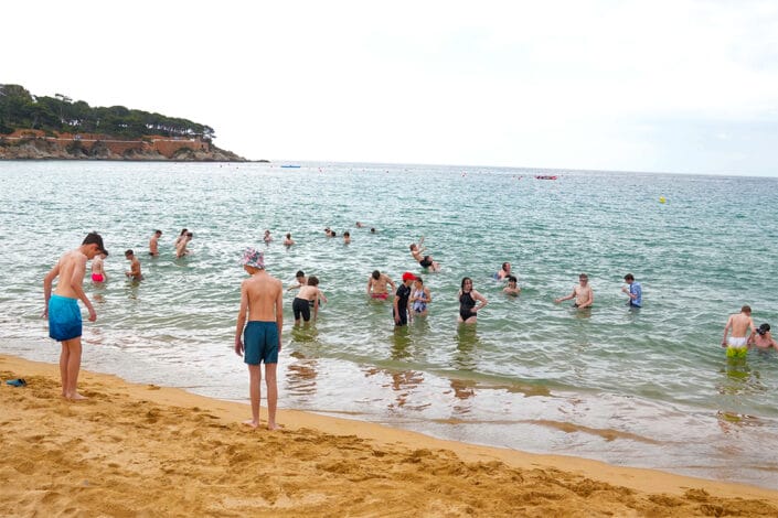 Platja daro spain school tour beach acivities Platja daro spain school tour beach acivities