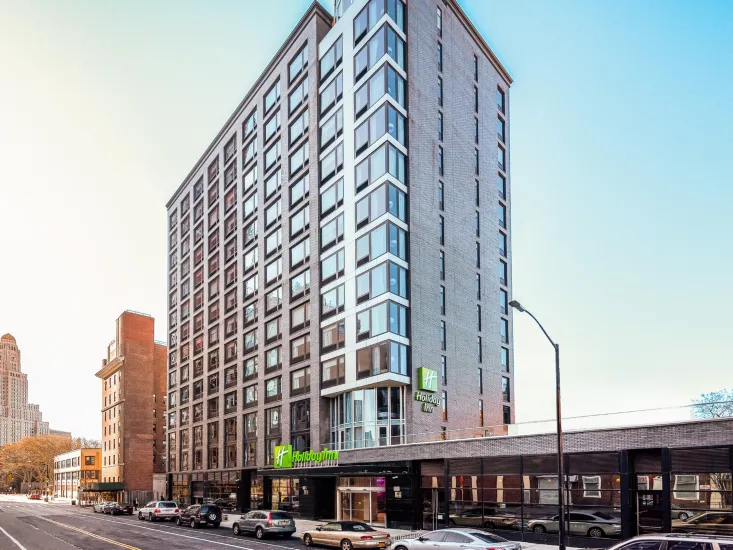 holiday inn brooklyn x