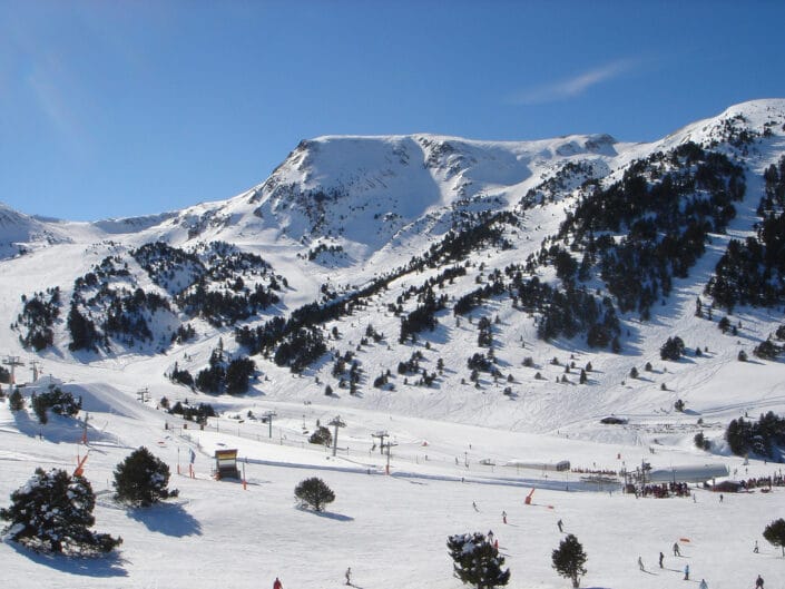 Grandvalira_ski_resort_Andorra5-1-1.jpg Grandvalira Andorra school ski trips