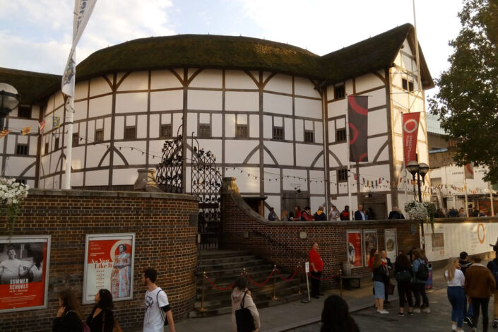 Shakespeare’s Globe Shakespeare’s Globe
