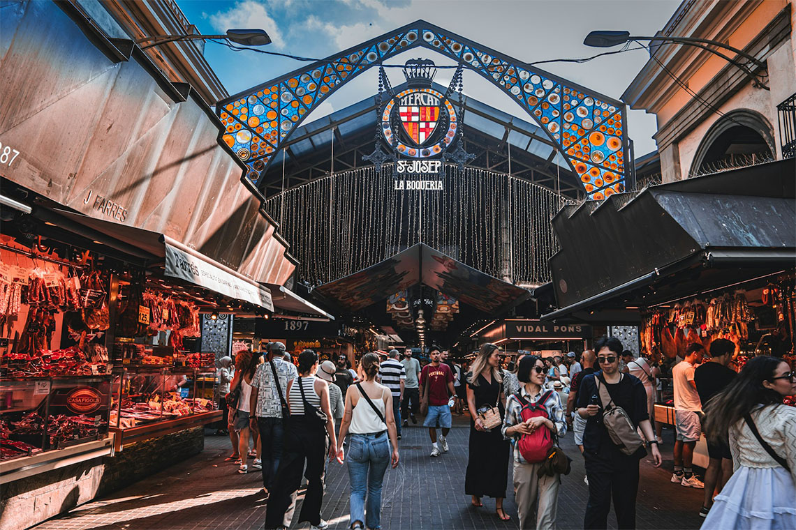 Spanish language school trips barcelona market
