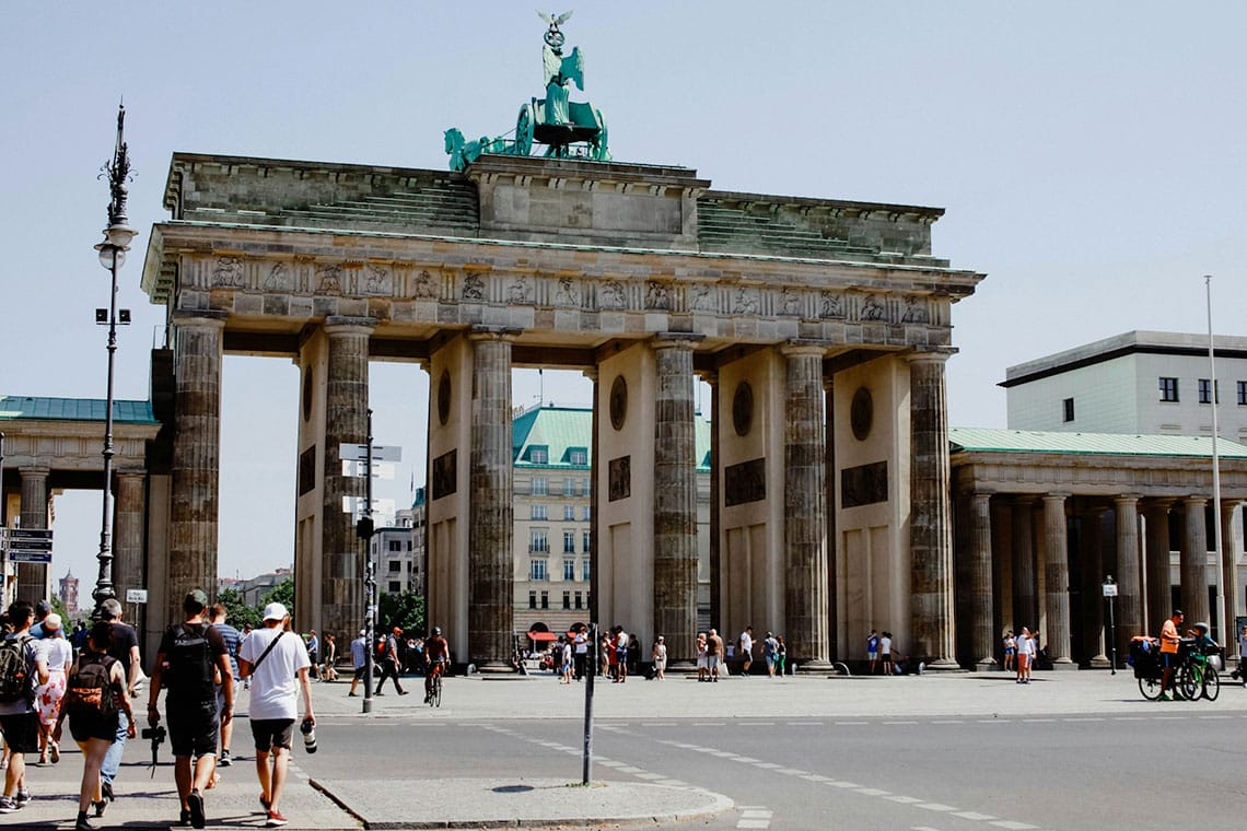 Berlin city walking tour Brandenberg Gate